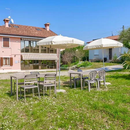 Rustico Park Delle Rose - Regarda Travel 拉齐塞