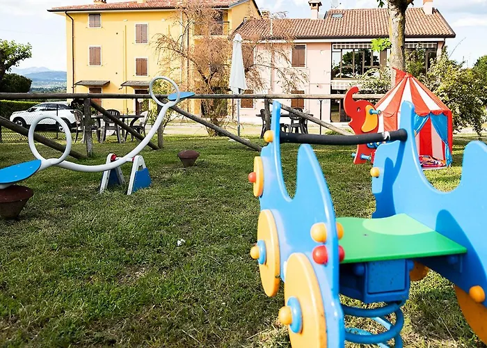 公寓 Rustico Park Delle Rose - Regarda Travel *