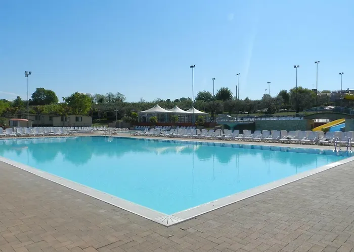 Rustico Park Delle Rose - Regarda Travel 拉齐塞