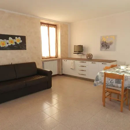 Daire Rustico Park Delle Rose - Regarda Travel *
