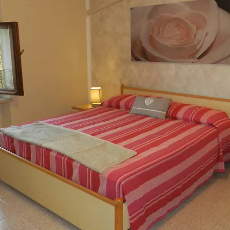 Rustico Park Delle Rose - Regarda Travel Daire Lazise