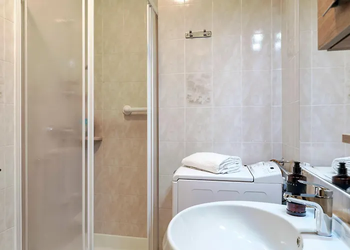 Lägenhet Rustico Park Delle Rose - Regarda Travel