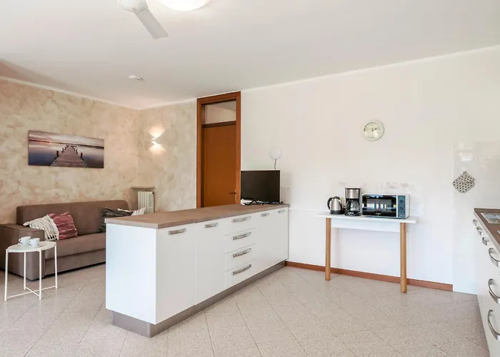 Rustico Park Delle Rose - Regarda Travel * Lazise