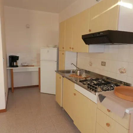 Rustico Park Delle Rose - Regarda Travel Apartment *